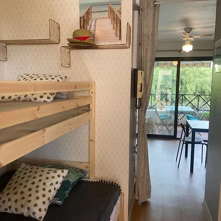 4 Couchages Centre Calme Wifi Gratuite Terrasse דירה בנדול