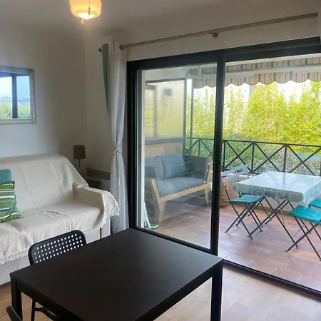 4 Couchages Centre Calme Wifi Gratuite Terrasse Apartment